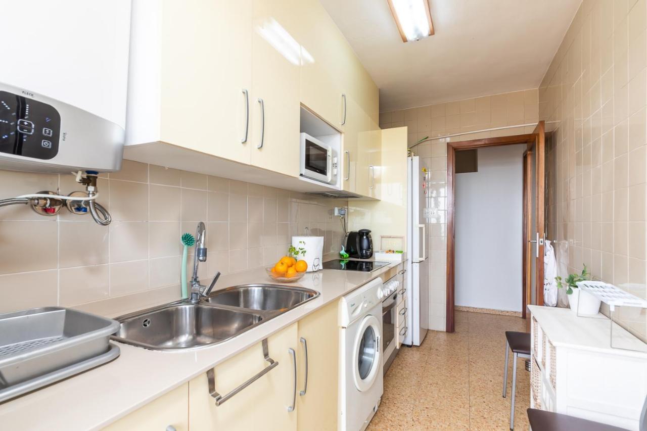 Isola Beachside Apartment Valencia Eksteriør billede