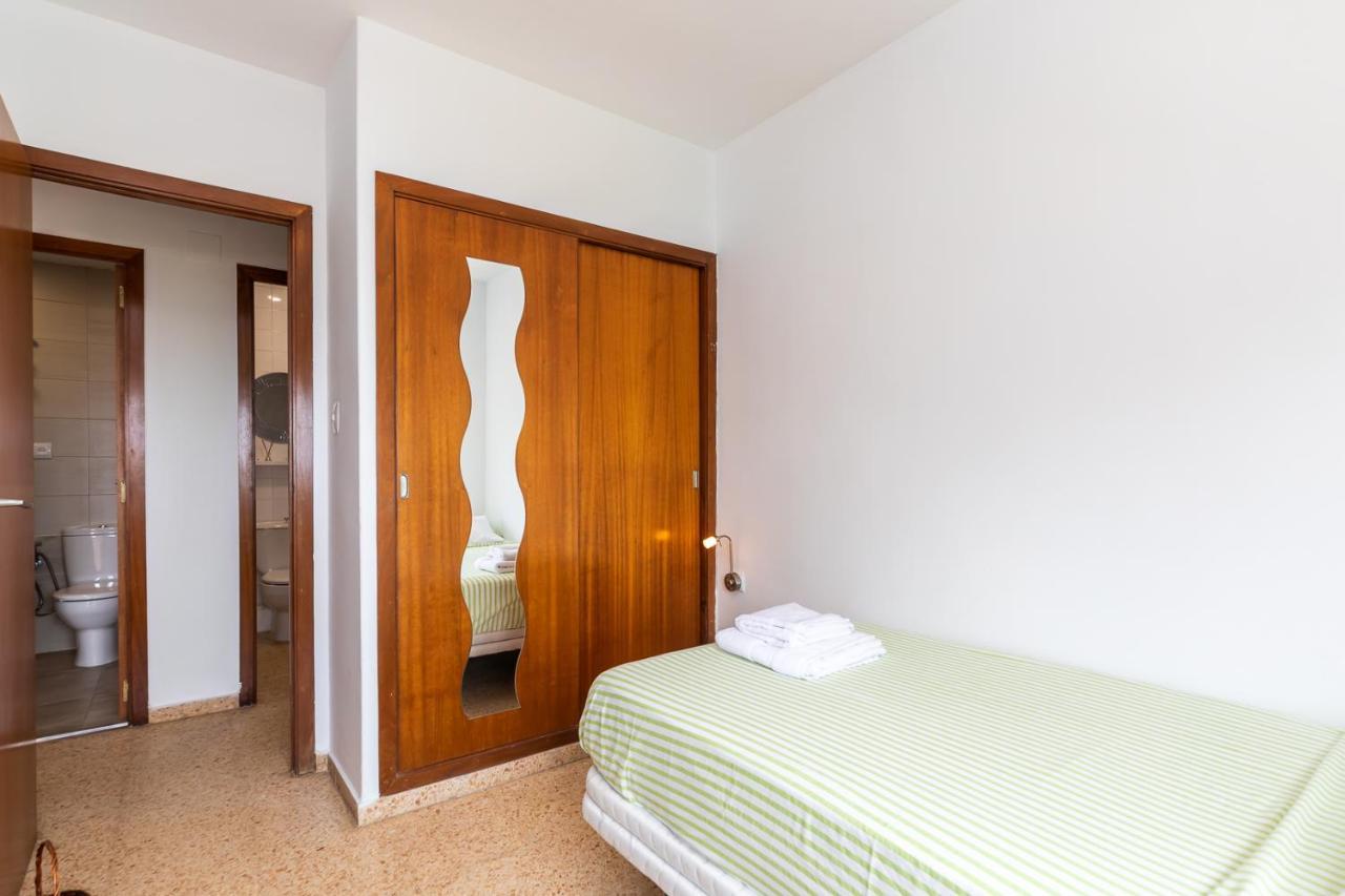 Isola Beachside Apartment Valencia Eksteriør billede